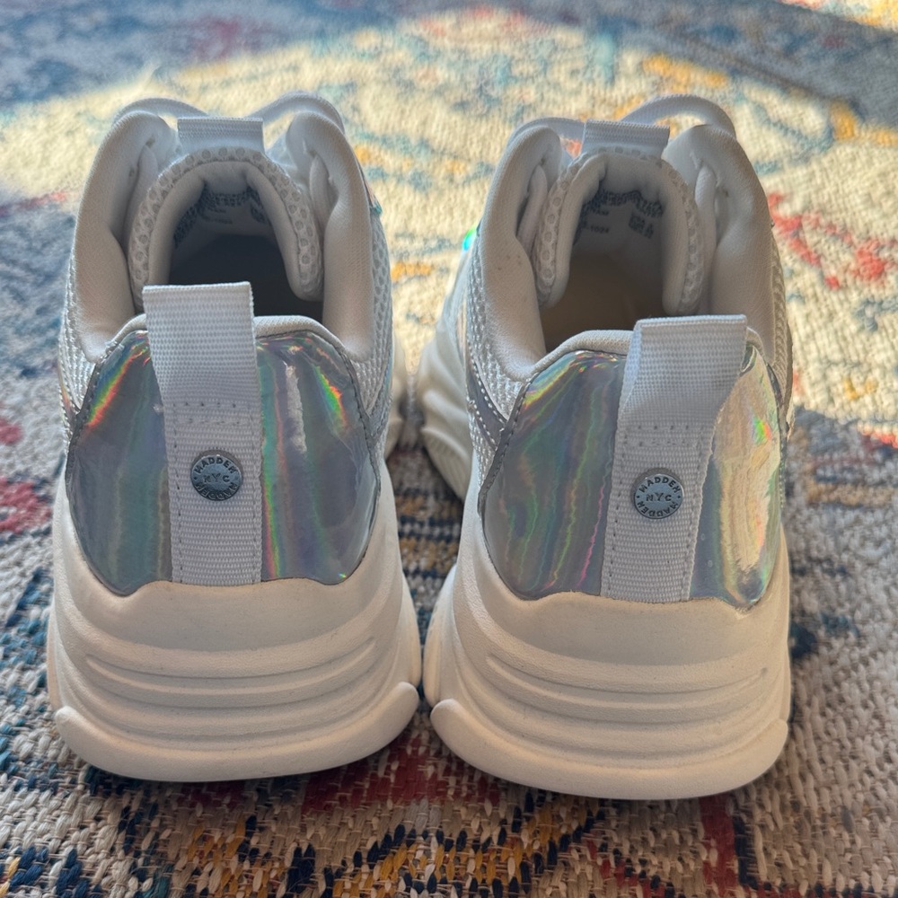 Kids Holographic Sneakers - Picture 6 of 6
